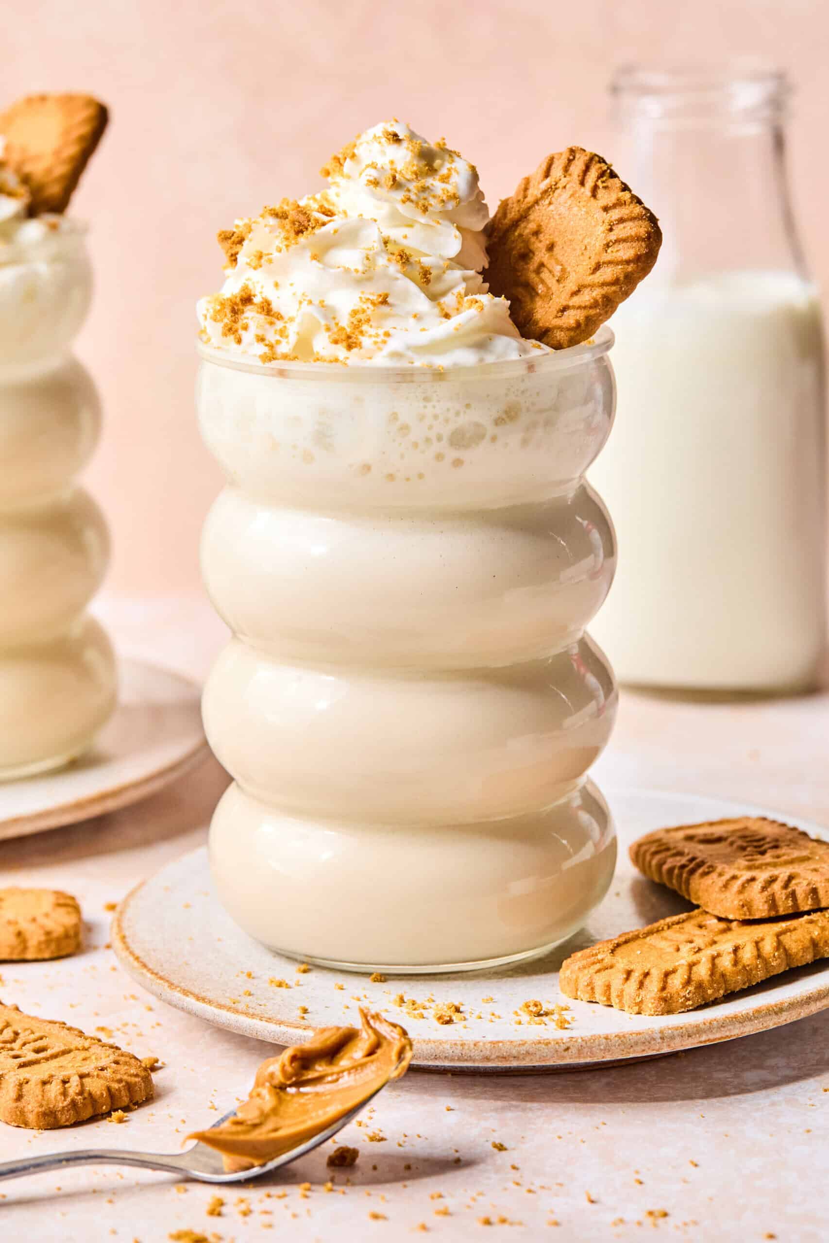 Biscoff  Protein Smoothie (52g Protein, 5 Minutes)