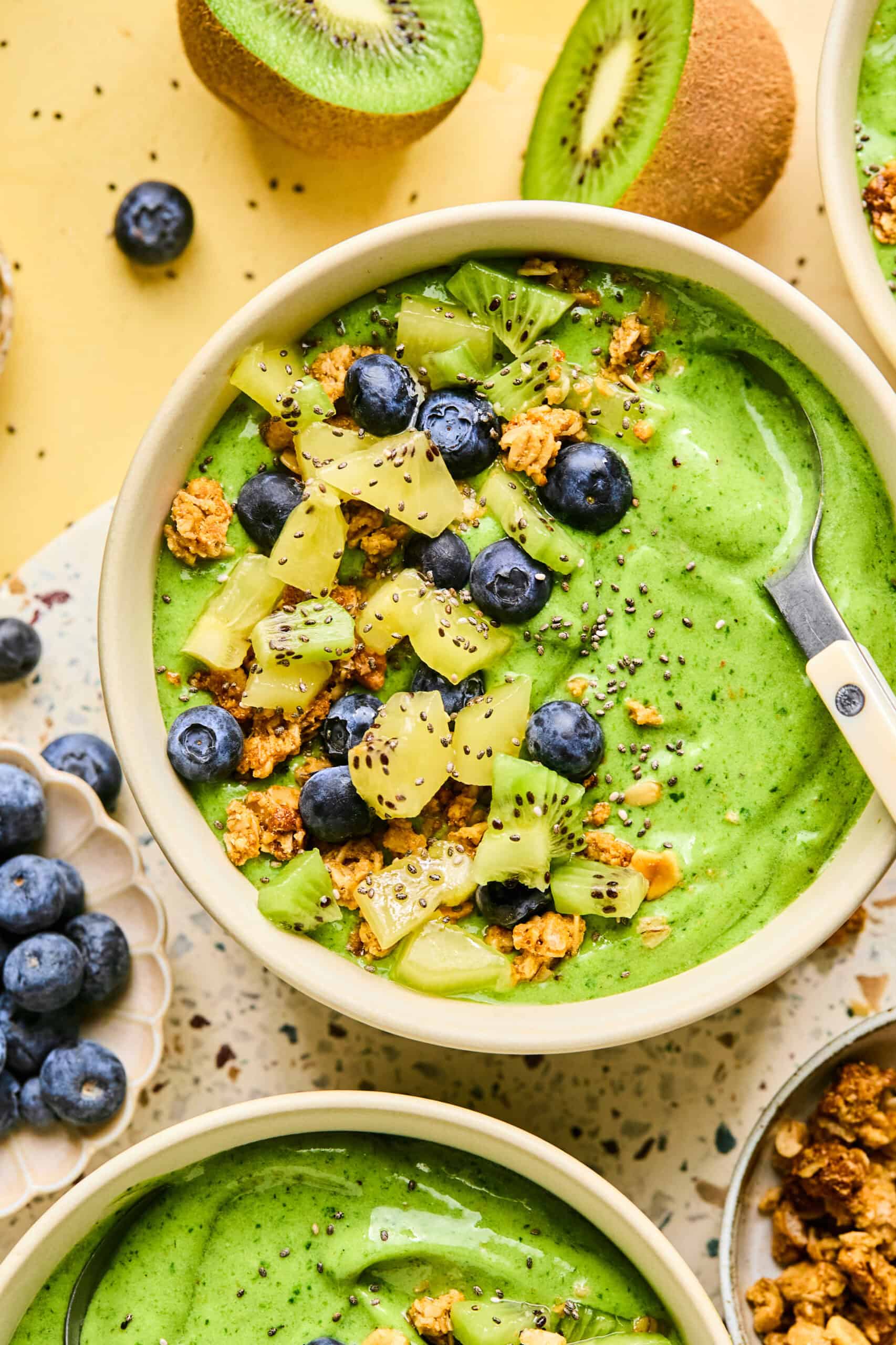 Green Protein Smoothie Bowl (freezer prep favorite)